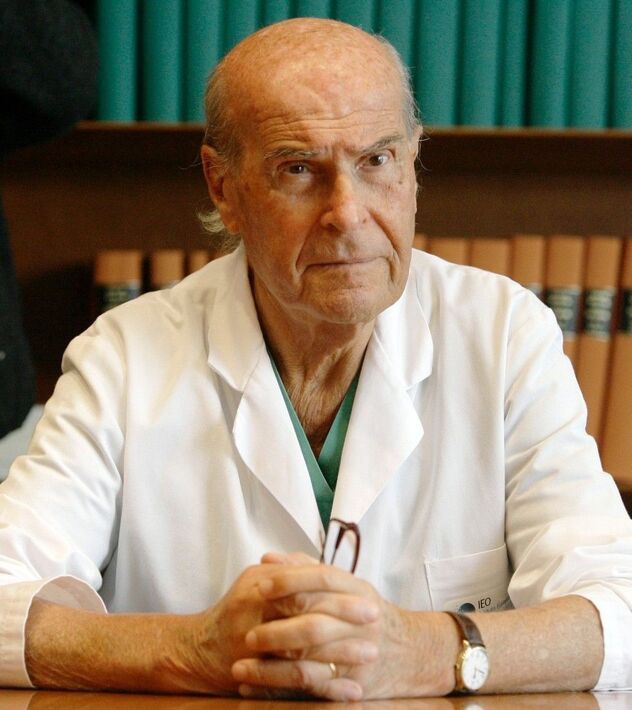 Doctor rheumatologist Mario Bezamat